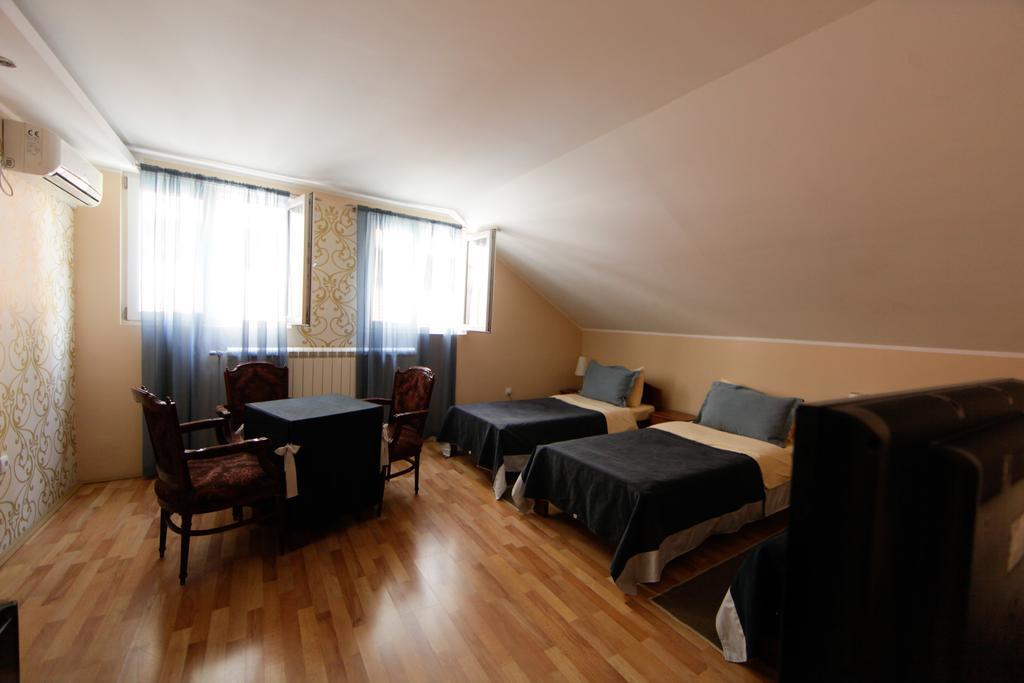 Rooms Konak Mikan Belgrado Exterior foto